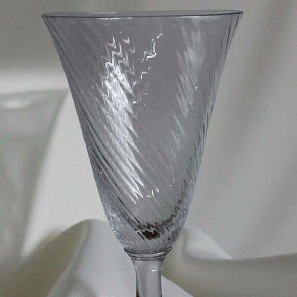 Vintage Tiffin Crystal and Amber Sherry or Small Wine Glasses Uranium Glow - Picture 4 of 13